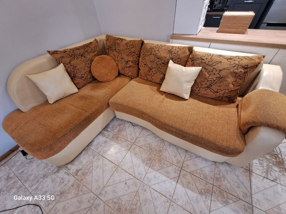 Ъглова мека мебел