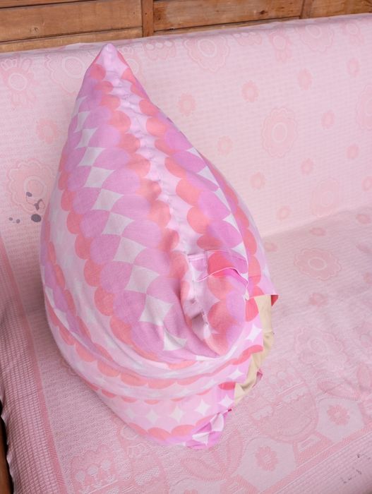 Продам подушку перовую