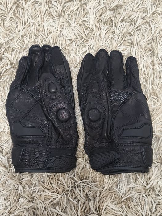 Manusi moto din piele