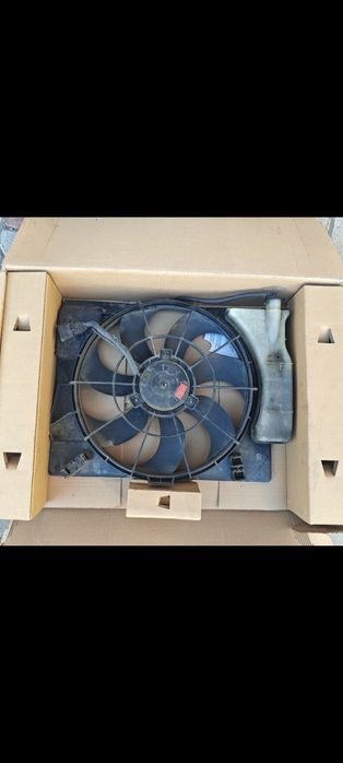 Диффузор радиатора Hyundai Accent