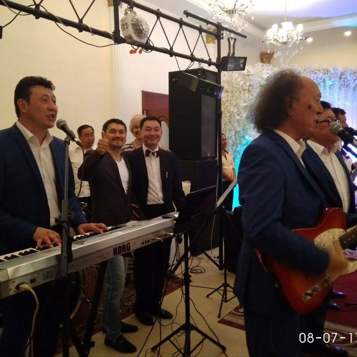 Тамада Алматы на двух языках