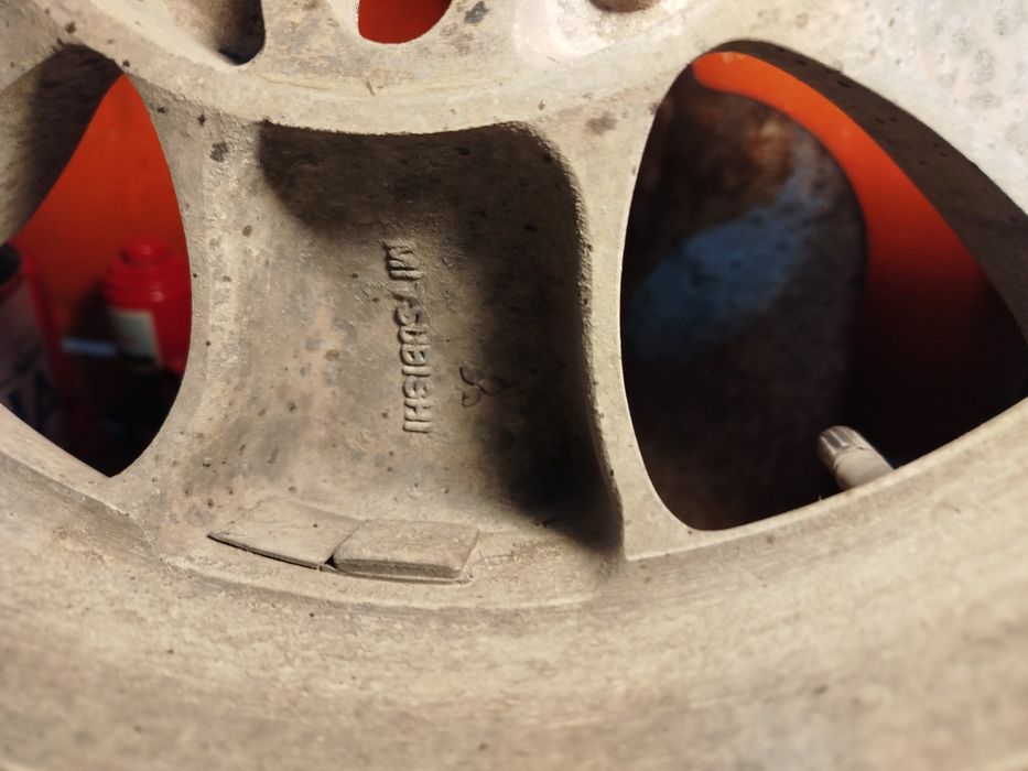 Продам комплект из 5 дисков