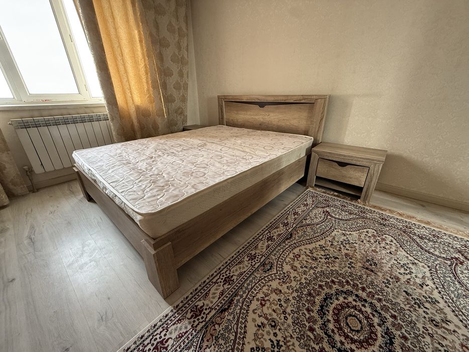 Спальный гарнитур б/у