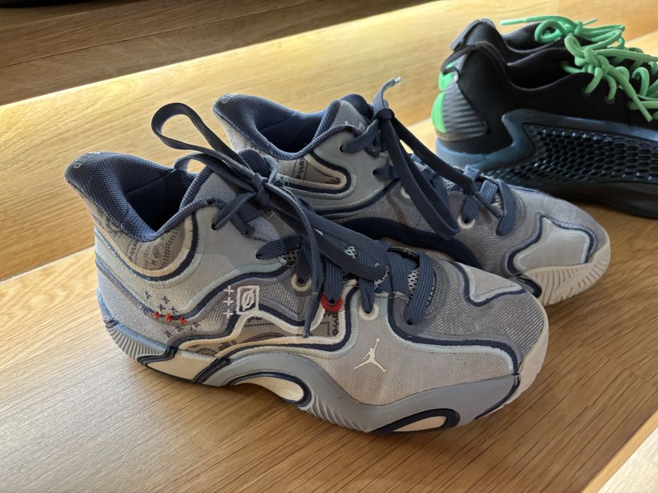 Jordan 35.5-стелка 22,5 см