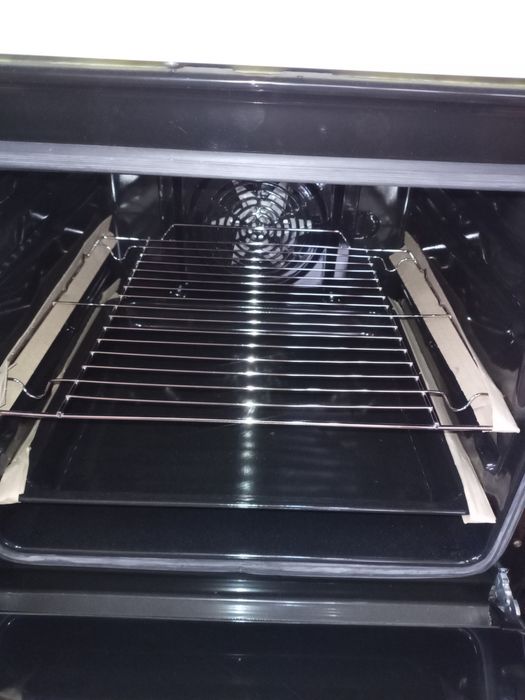 Нова електрическа печка