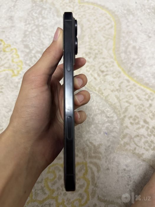 Iphone 16 pro max 256gb, ёмкость 93%, в хорошем состоянии без царапин