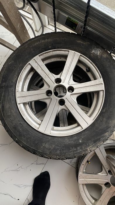 Диски на лада и ….. отличном состаяние