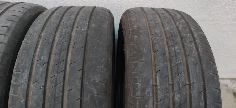 225/50/17 4 броя летни ДОТ 23