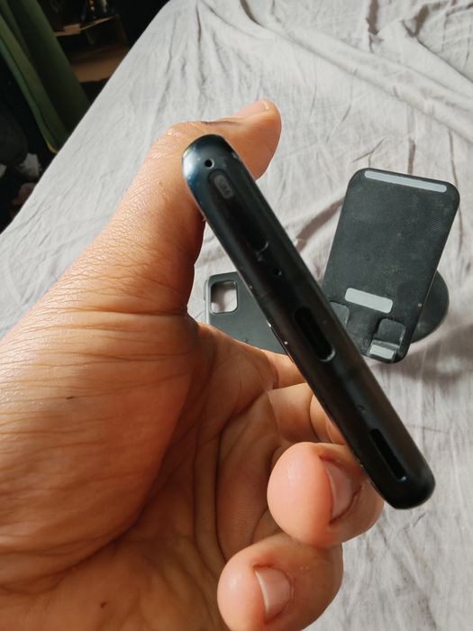 Asus ZenFone 8 compact