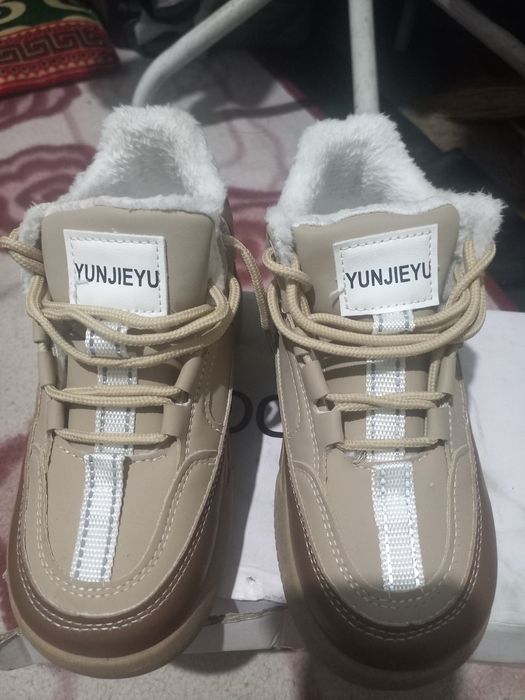 Jenskie krasobka 5000 tenge