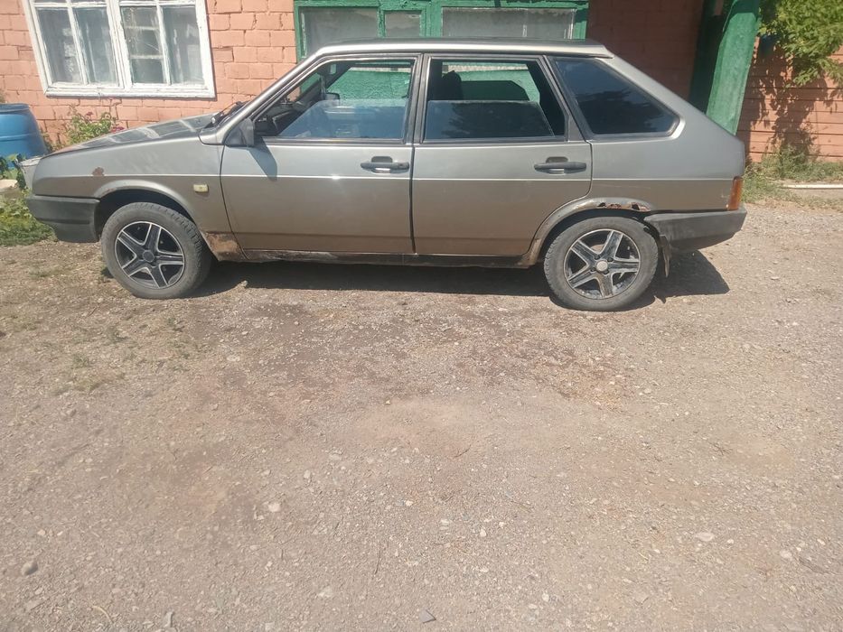Автгмобиль ваз 2109