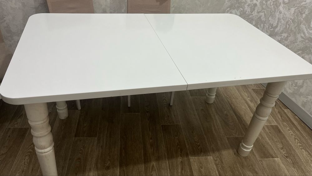Продам стол раздвижной