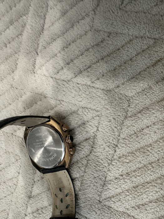 Часы наручные женские