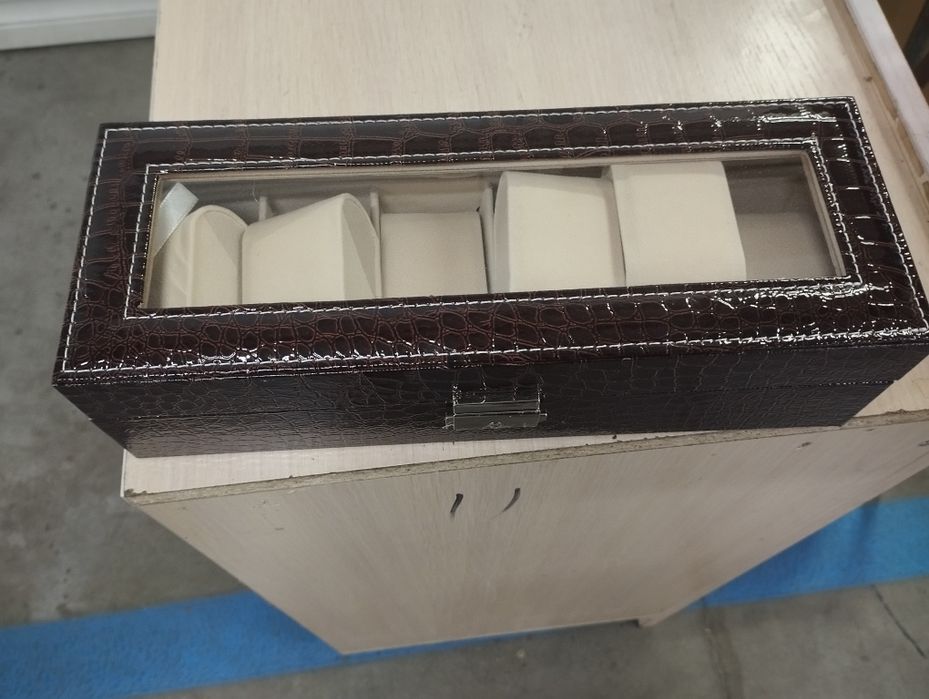 Футляр шкатулка для часов