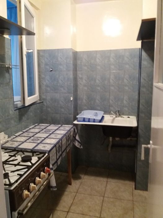 Inchiriez ap 2camere Aleea cetatuia et 9 din 10