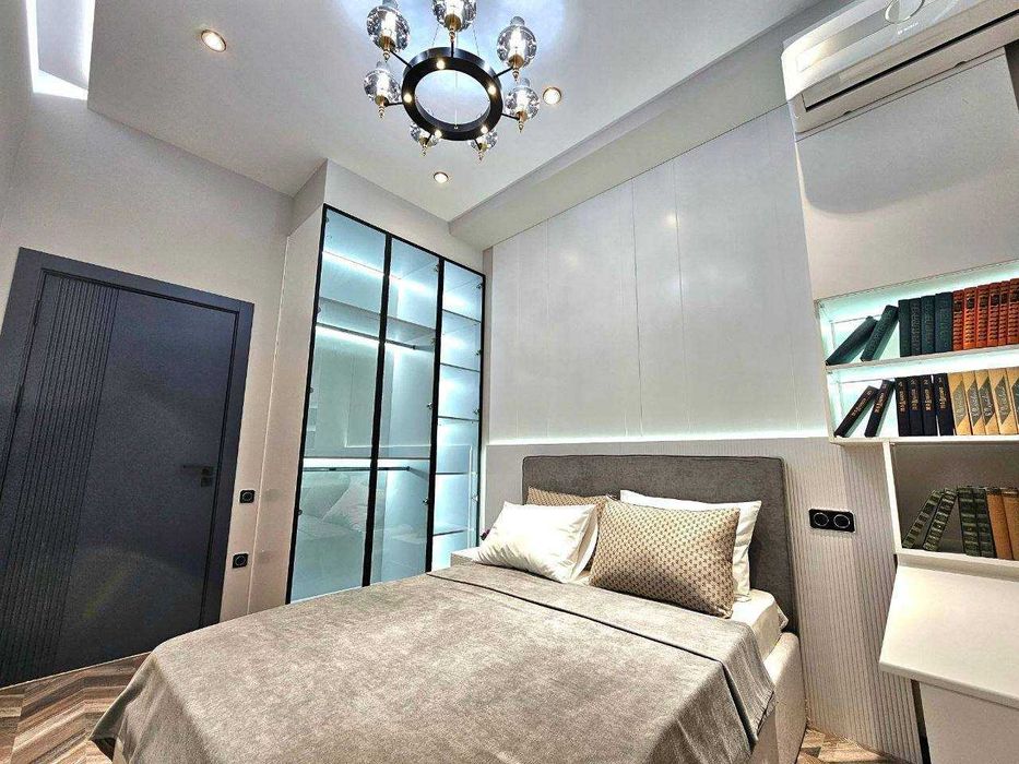 ЖК Parisien! Сдается новая 3-х комнатная квартира в центре города!