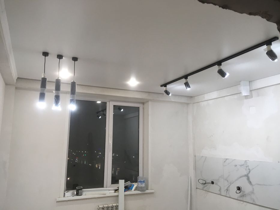 Натяжные потолки