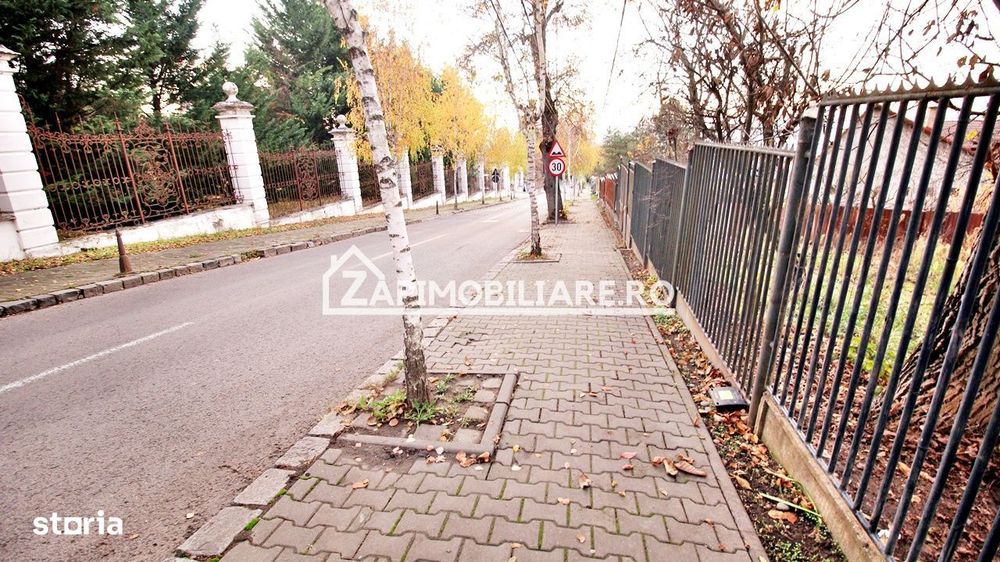 Casa zona Platou,1.001mp.teren,deschidere la 2 strazi,0%comi