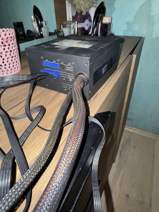 Sursa Corsair HX750W