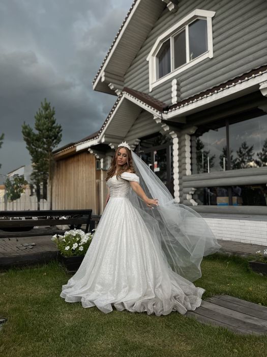 Платье свадебное