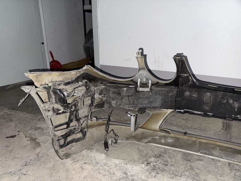 Передний AMG Бампер W211