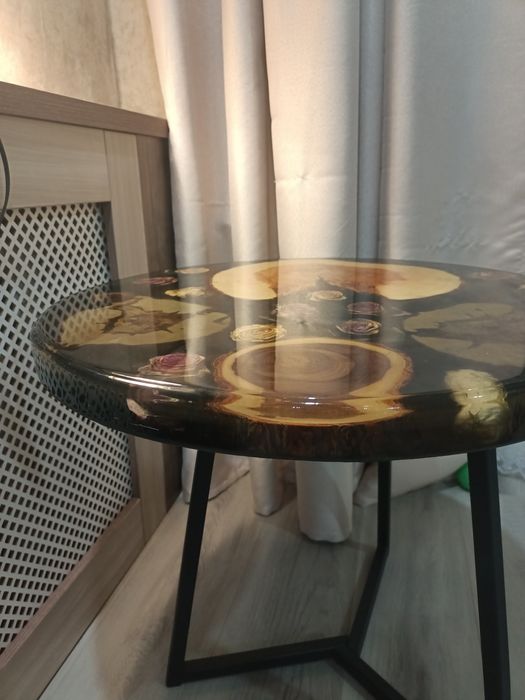 Столик кофейный (интерьерный)