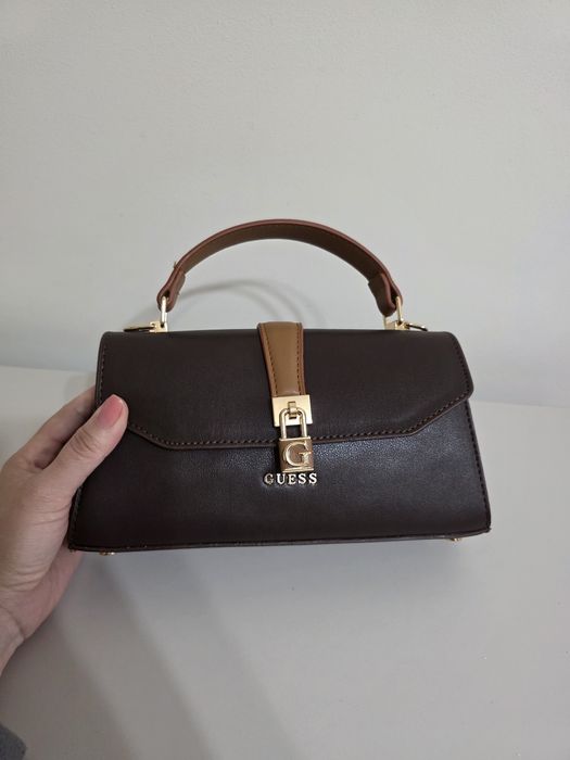 Guess  Geantă nouă