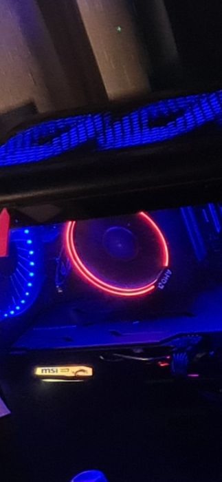 Ryzen 5 1600x + Cooler AMD Wraith Max
