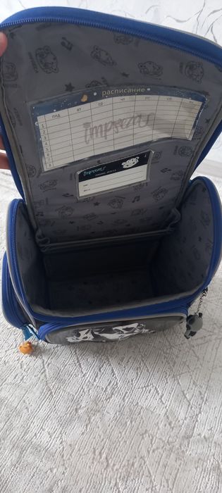 Продам школьный рюкзак