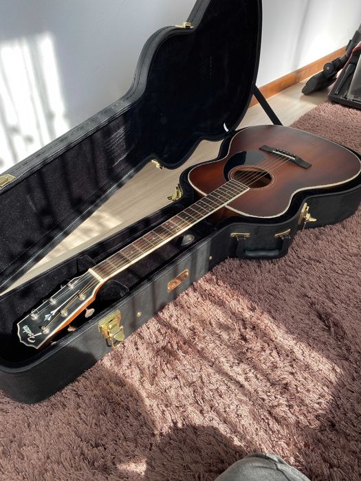 Chitara electro acustica Fender Paramount series po-220e