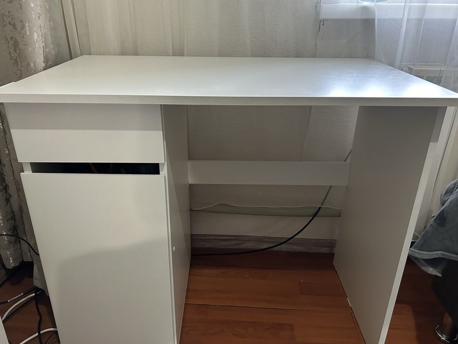 стол письменный