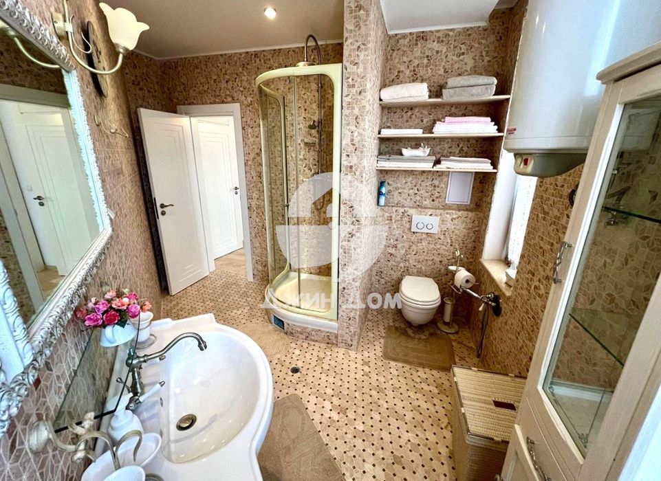 Продава се Четиристаен апартамент в Несебър - 182 кв.м за 1850 €/кв.м - Снимка #10