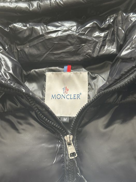 Geacă Moncler, mărime M, nouă
