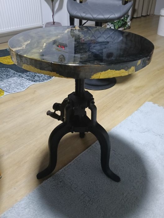 Masa unica rășină,stare excelentă!