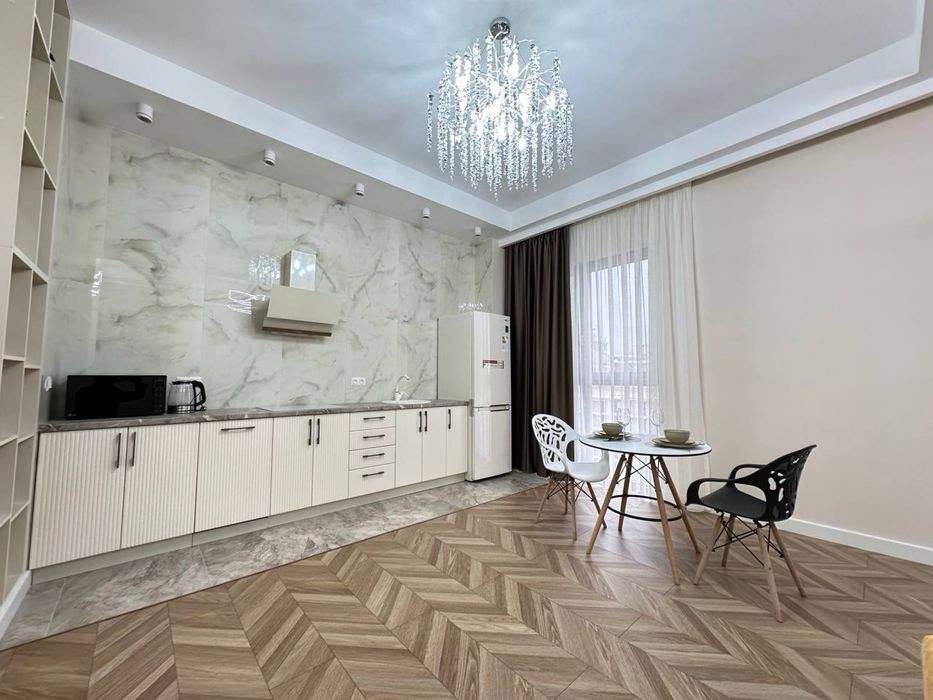 Продается 2х Комнатная  67 м2 ЖК Mirabad Avenu Центр Кунаева