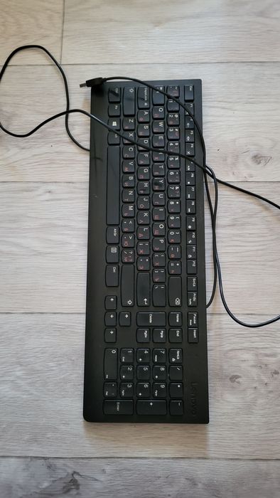 Продам проводные клавиатуры