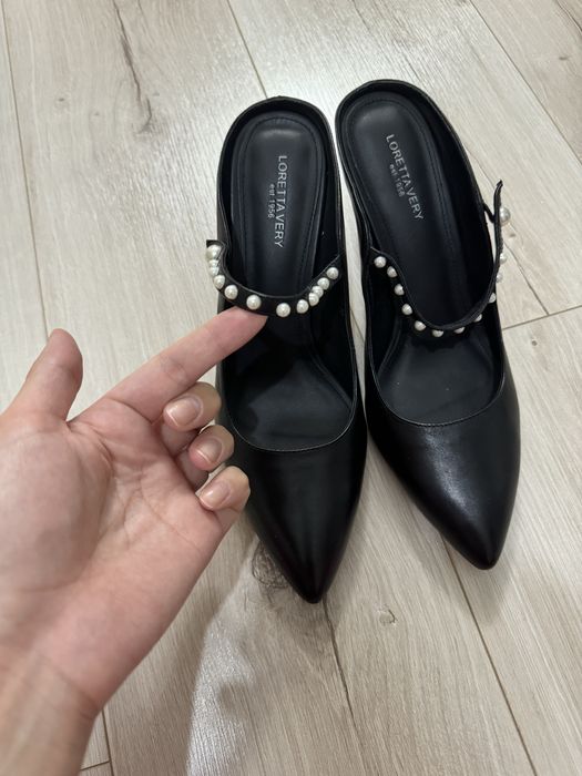 Продам туфли в черном цвете