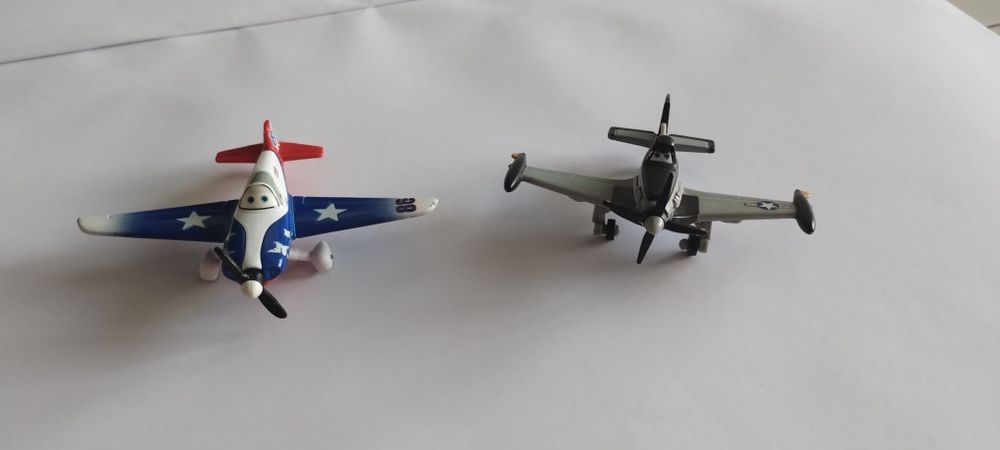 Фигурки Соник, Huggy Wuggy, джобни транформъри