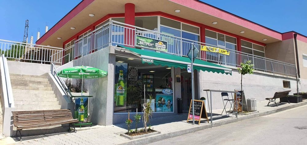 Дава се под наем Гараж / Паркомясто в Благоевград, Освобождение - 900 кв.м за 2397 € - Снимка #3