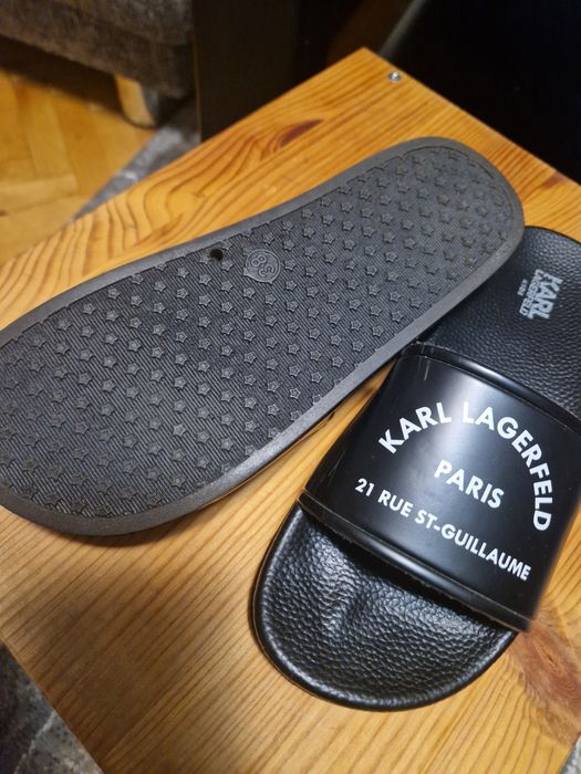 Чехли   Karl Lagerfeld  38