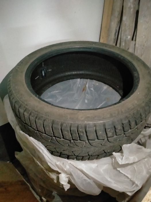 Шины 255/45/R20 зимние