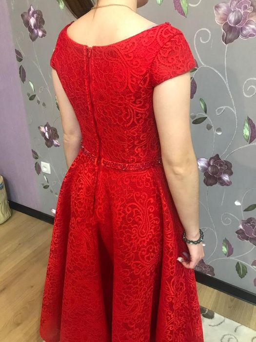 Платье в отличном состояни