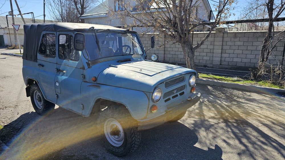 Продаётся машина УАЗ-315