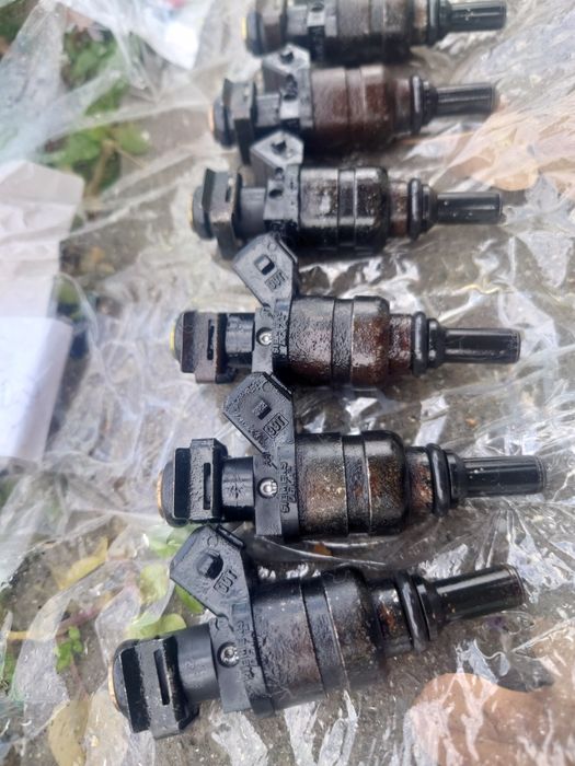 Бензинови дюзи за BMW 328 CI E46