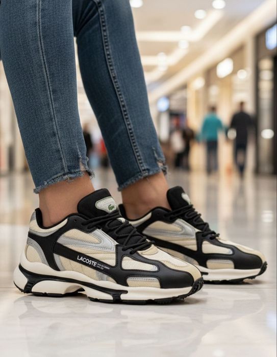 Adidași  lacoste