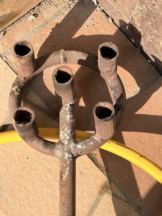 Продаёться Очаг kukmara оригинал, казан чугунный на 12 л. и опог.