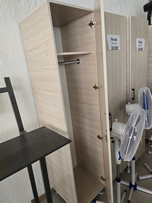 Продаётся шкафы новые