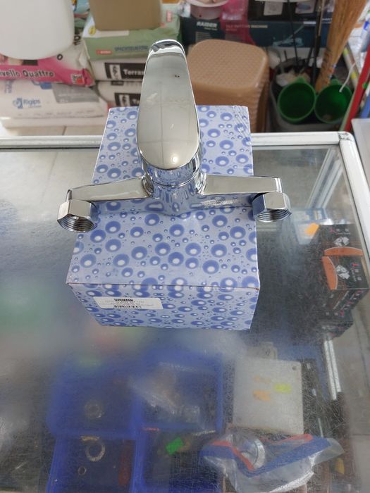 Смесител за баня 16см