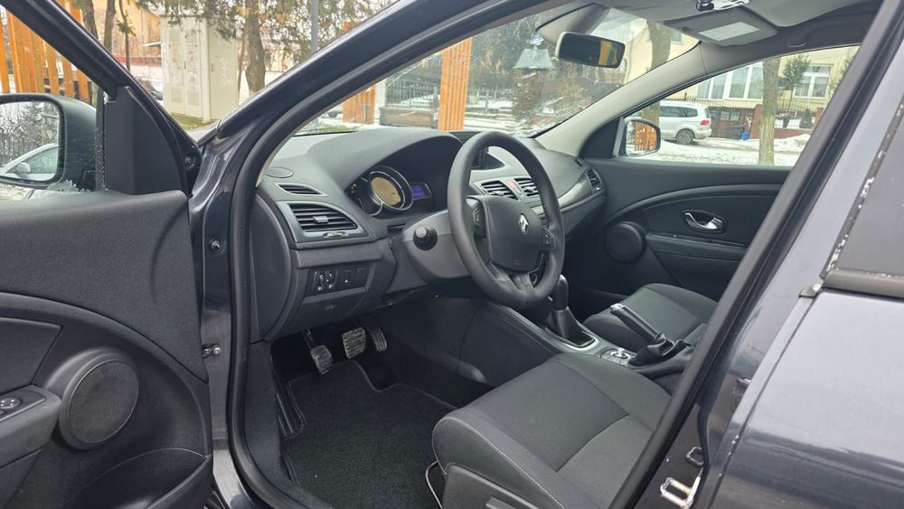 Renault Megan lll 1.5 dci * An 2011 * Euro 5 * Cutie Manuala