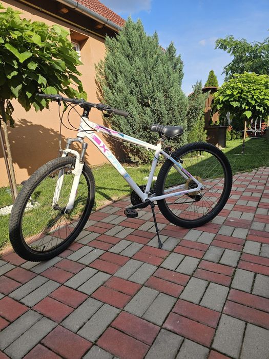 Vand doua biciclete cu roti de 26"